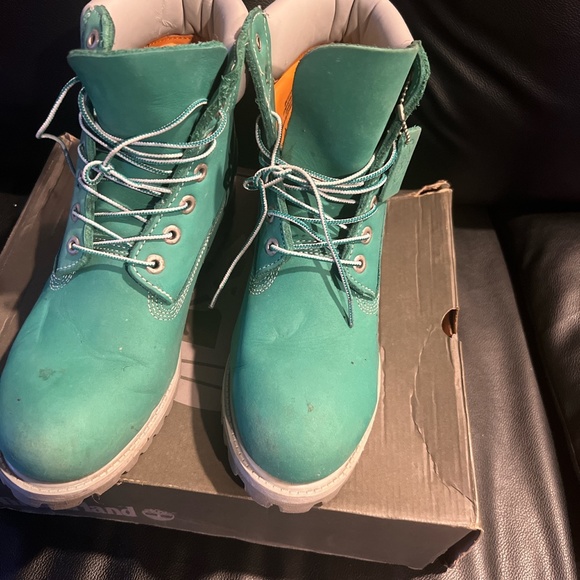 Timberland - Picture 3 of 5